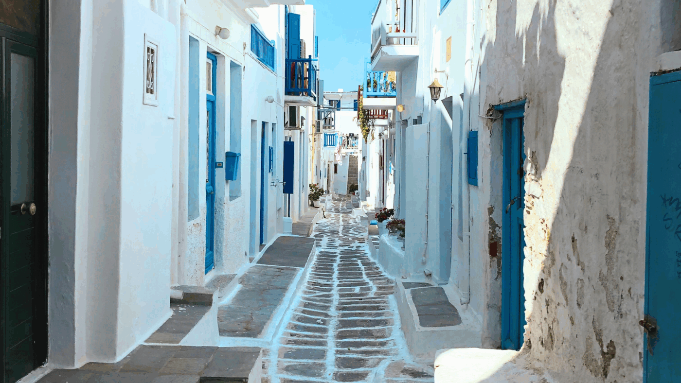 mykonos greece alley
