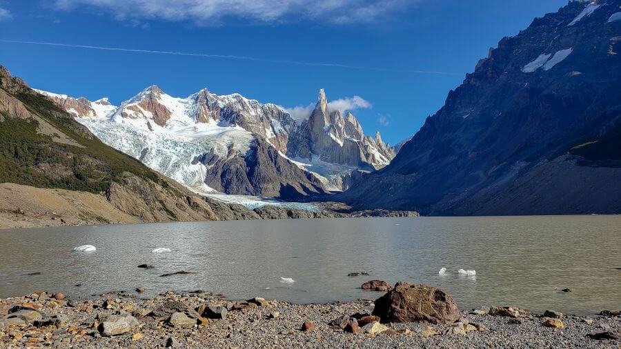 el chalten argentina cerre torre lake view