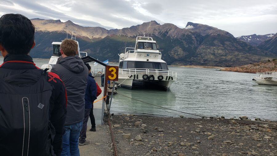 el calafete Glacier Perito Moreno Argentina boat ride