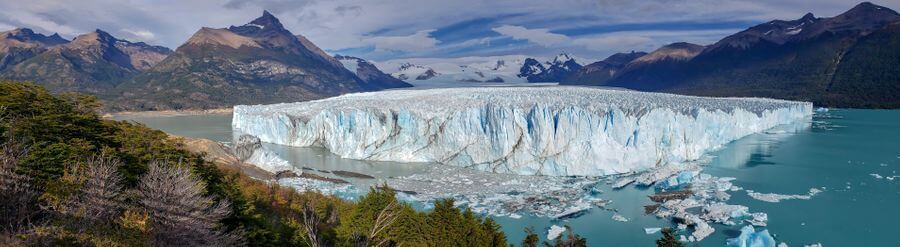 el calafete Glacier Perito Moreno Argentina panoramic