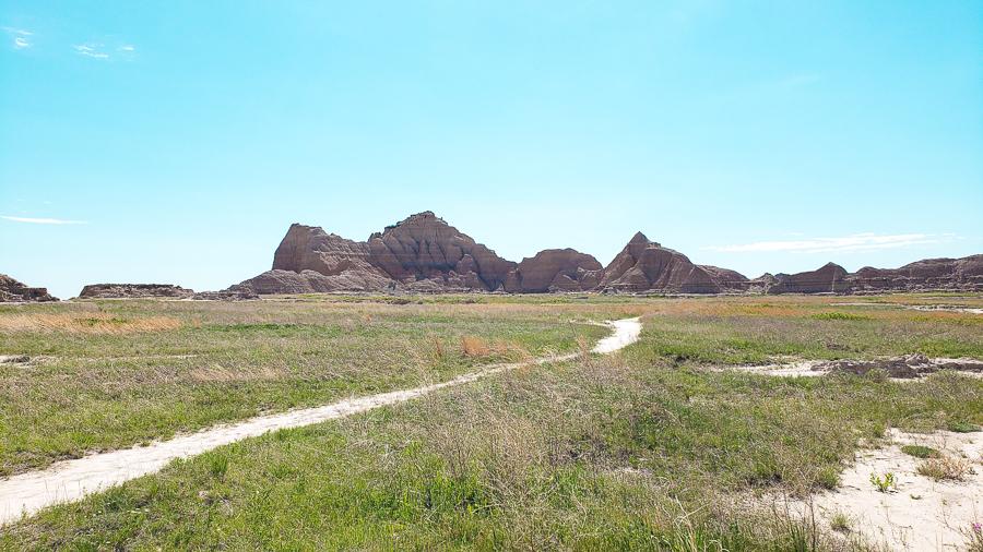 medicine root trail badlands hiking