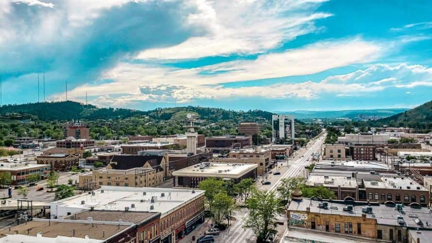 South Dakota Road Trip: Your Guide To The Black Hills & Badlands