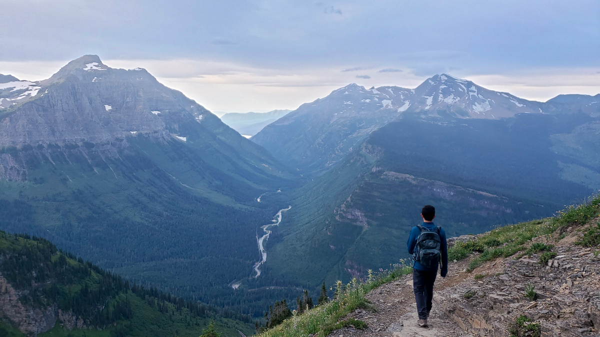 highline - glacier national park hikes