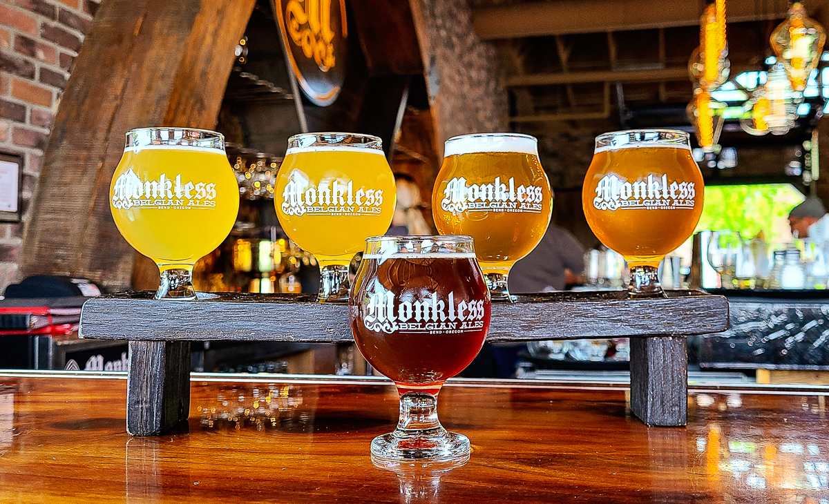 breweries in bend oregon - monkless ales