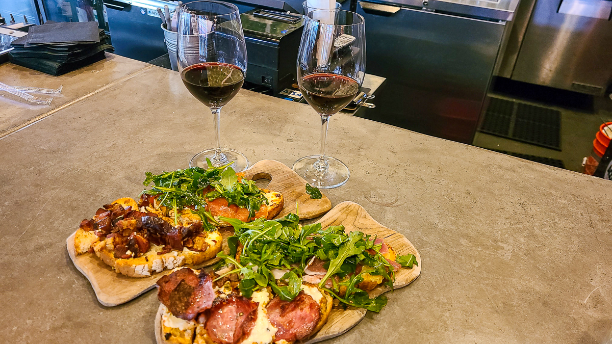 The 6 Best Wine Bars in Scottsdale, Arizona (Map Included)