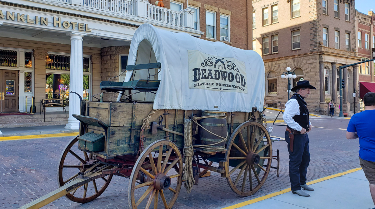 covered wagon - things to do in Deadwood SD