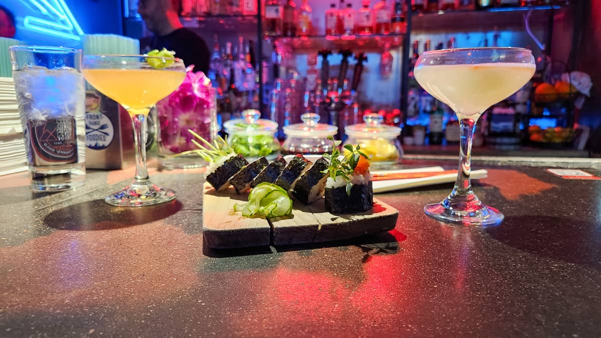 Chiba Bar - CO Springs, Cocktail and Sushi roll
