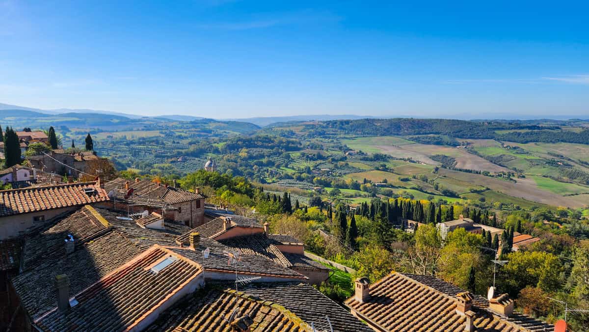 Montepulciano, italy - road trip to tuscany-2