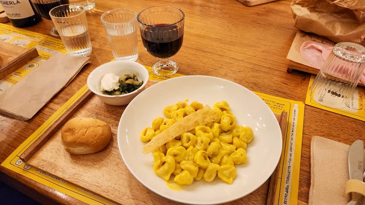 tortellini in bologna