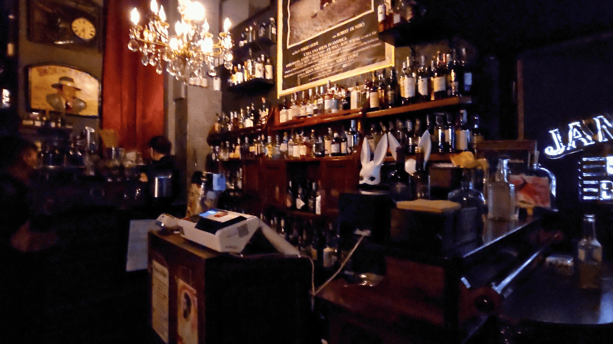 speakeasy - White Rabbit in Milan, Italy