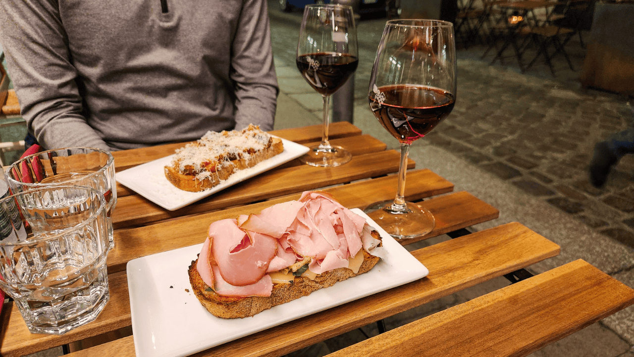 Tannino - wine bars in bologna italy