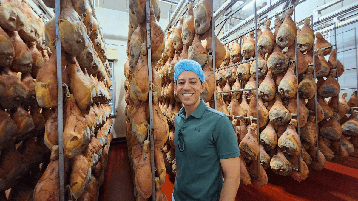 proscuitto factory tour in parma, italy